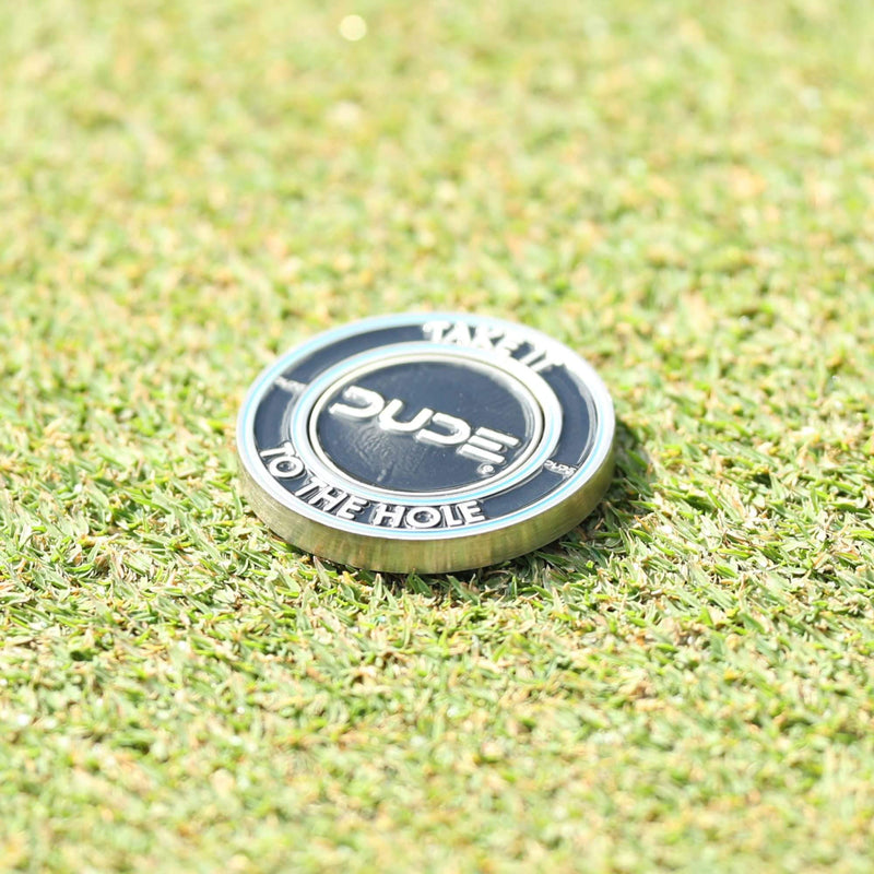 Magnetic Ball Marker on grass